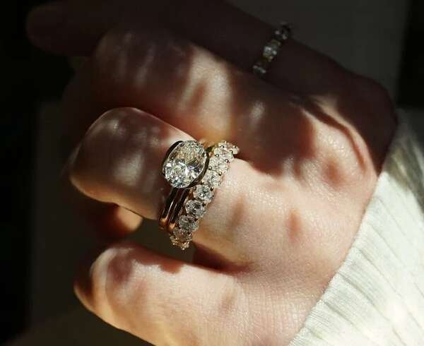 What Makes Lab Grown Diamond Engagement Rings Worth Considering?