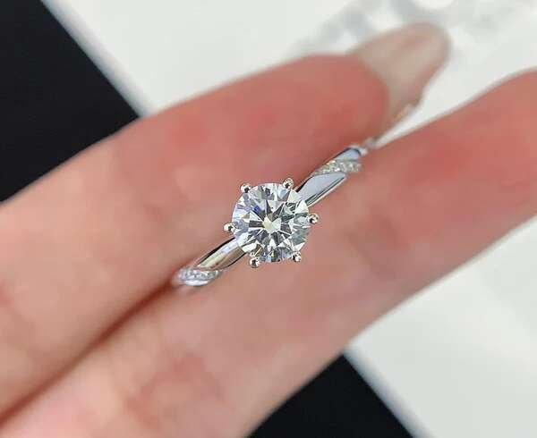 The Quiet Elegance Hidden in Modern Ring Design