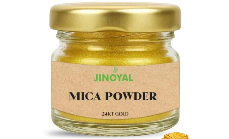 Why Resin Artists Prefer Mica Powder Over Liquid Dyes