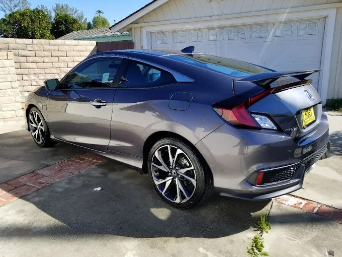 Why More Car Owners Are Choosing Paint Protection Over Frequent Polishing