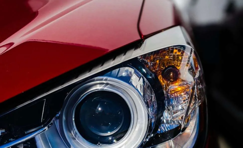 How Can Professional Mobile Headlight Restoration Improve Visibility in Mesquite, TX?