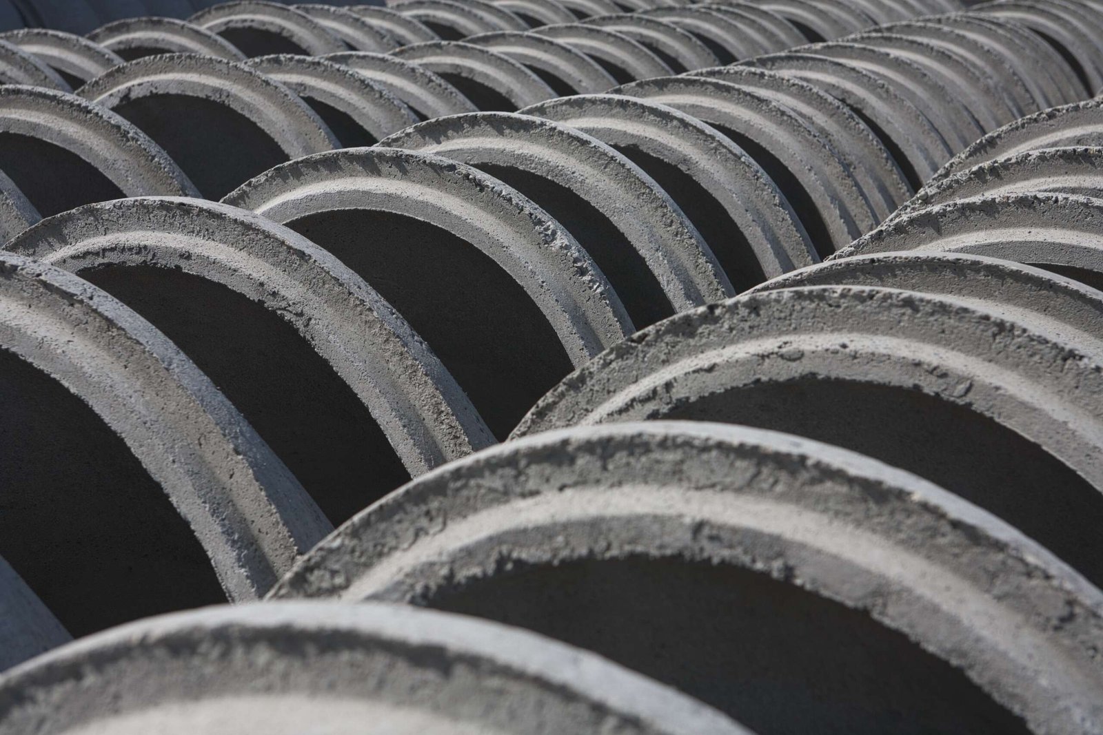 What Is the Best Concrete Wheel Stoppers Supplier in Saudi Arabia